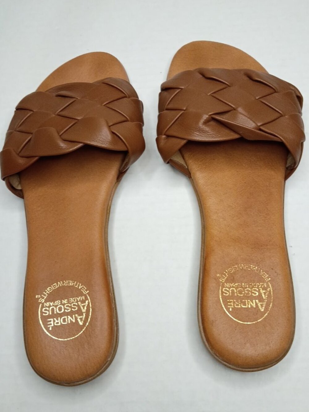 Andre Assous Nicki Cognac Woven Leather Slide Sandals Women’s Size 9